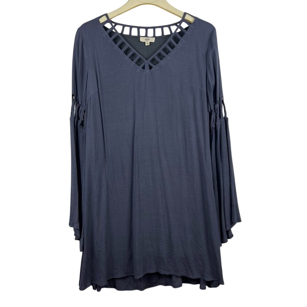 Bohemian Lattice Cut Slate Gray V Neck Bell Sleeved Mini Shift Dress Medium